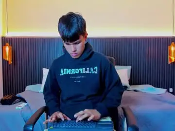 Chaturbate Live Porn of liam_rosse18_