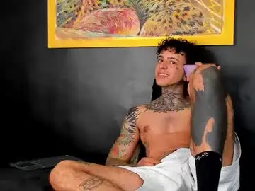 Chaturbate Sex Chat of aron_ford