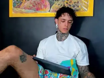 Chaturbate Live Sex of aron_ford