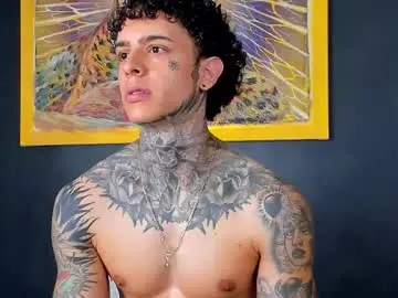 Chaturbate Free Porn Cam of aron_ford