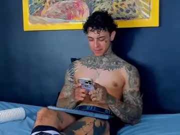 Chaturbate Free Porn Cam of aron_ford