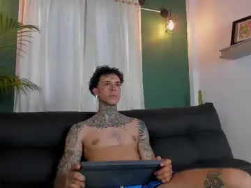 Chaturbate Adult Video Chat of aron_ford