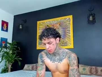 Chaturbate Live Porn of aron_ford