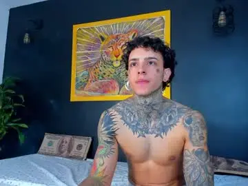 Chaturbate Sex Cam of aron_ford