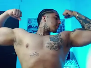 Chaturbate Best live sex cam show of darius_phoenix
