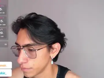 Chaturbate Best live sex cam show of ash_v1