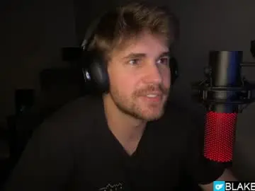 Chaturbate Live Porn of blakemiles2