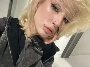 Cherry Adult Webcams of sallycha