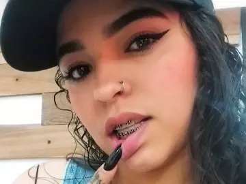 Cherry Adult Webcam of kinkylaly