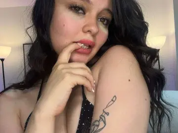 Cherry Private Sex Chat of bellaahadid