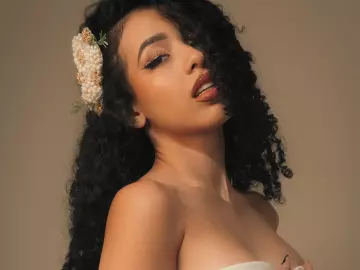 Cherry Watch Live Sex Cams of roseferrera