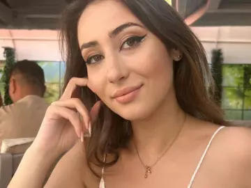 Cherry Free Live Porn of isoldebliss