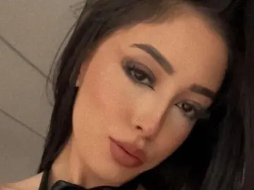 Cherry Adult Video Chat of awesomejolie