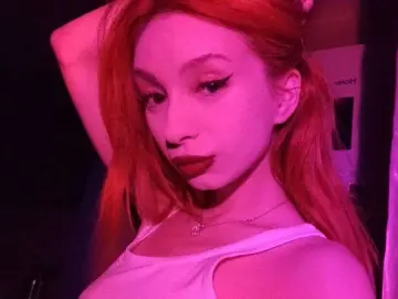 Cherry Free Live Porn of agatabella