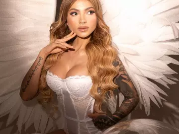 Cherry Adult Video Chat of lexiewayne