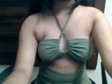 Dscgirls Best Webcam of Hot_urvashi