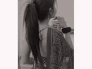 Dscgirls Live Sex Cam of Sexy_Juhi