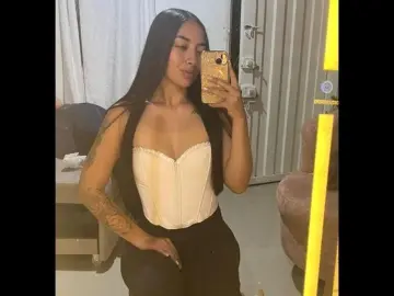 Imlive Sex Cam of Sara_Zack