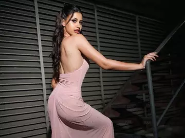 Imlive Sex Cam of AntoniaSquirt