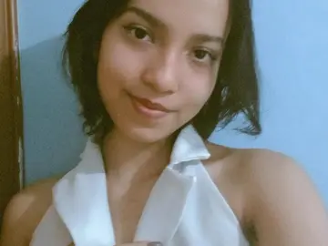 Imlive Watch Live Sex Cams of Tiny_Rose