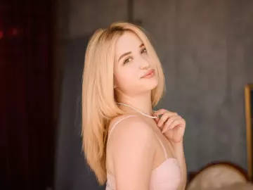 Imlive Watch Live Sex Cams of HazelWhitess
