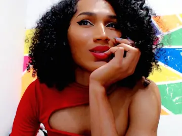 Imlive Adult Video Chat of yennycutehMoney