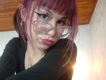 Imlive Free Live Porn of VeroBloomx