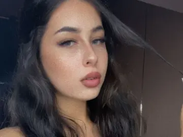 Imlive Nude Webcam of Beety_Anastasia