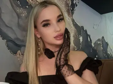 Imlive Sex Chat of KiraKroxi