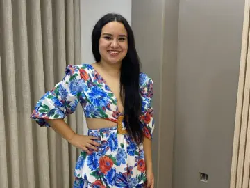 Imlive Free Porn Cam of Ivory_Lips