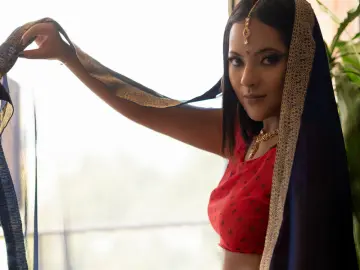Livejasmin Free Porn Cam of AnoukChopra