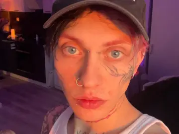 Livejasmin Live Sex of MikkiBev