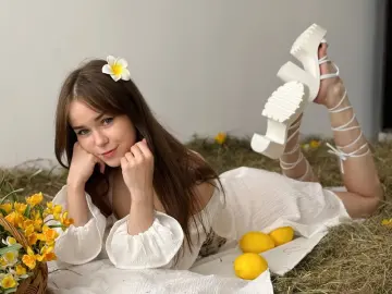 Livejasmin Adult Webcams of CharilWilsun