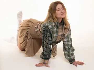 Livejasmin Live Porn of AlicePilgrim