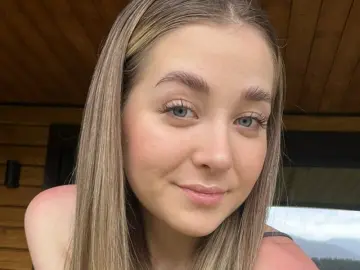 Livejasmin Free Live Porn of IlonaCabiness