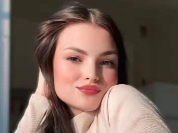 Livejasmin Live Sex Cam of MaybelleBeuerle