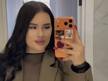 Livejasmin Live Sex Cam of MilaCrew