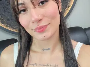 Myfreecams Free Live Porn of Miss_charlot