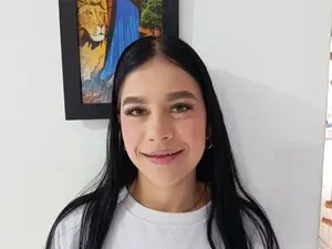 Myfreecams Nude Webcam of LucyCute_1