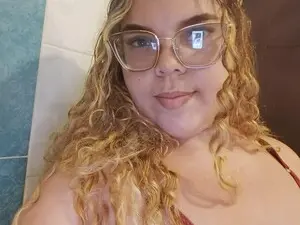 Myfreecams Watch Live Sex Cams of Emmaeva