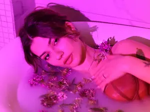 Myfreecams Adult Webcams of RiriBee