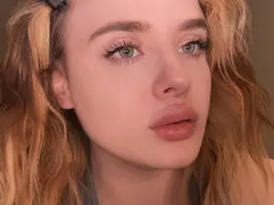 Myfreecams Live Porn of AliceSins1