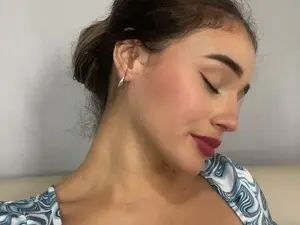 Myfreecams Live Sex of Emmadossantos