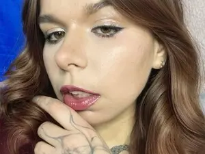 Myfreecams Nude Webcam of KattiXo