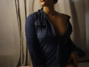 Myfreecams Watch Live Sex Cams of Hekalina
