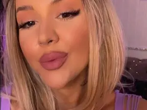 Myfreecams Nude Webcam of togood2betrue