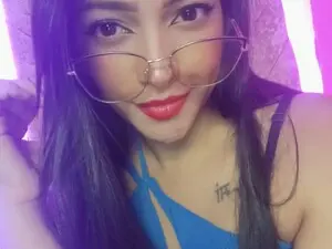 Myfreecams Free Porn Cam of julia_07