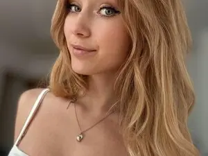Myfreecams Private Sex Chat of LuciaAmazing