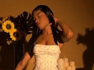 Myfreecams Sex Chat of Ciara_blake