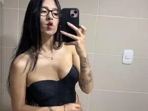 Myfreecams Watch Live Sex Cams of Iim_emma